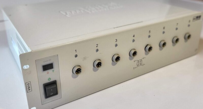 8 Channel Battery Tester - Image 2